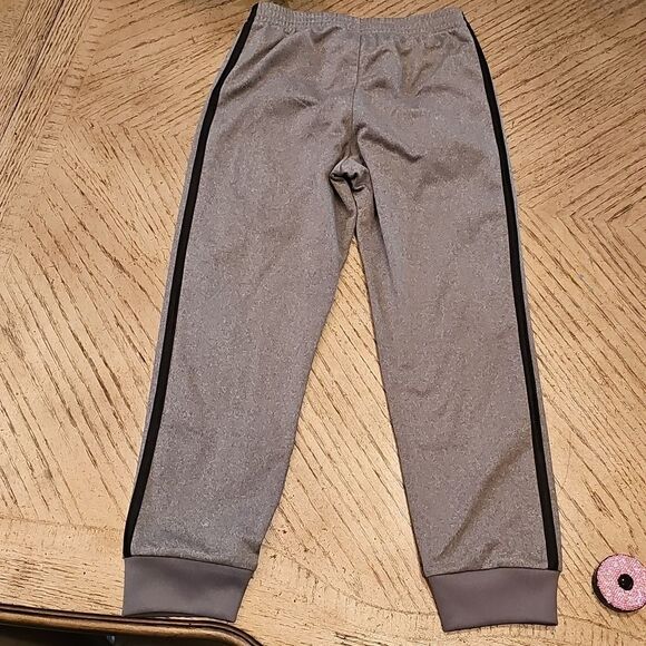Adidas Kids Gray Joggers with Black Stripes Size 7 - Picture 10 of 12